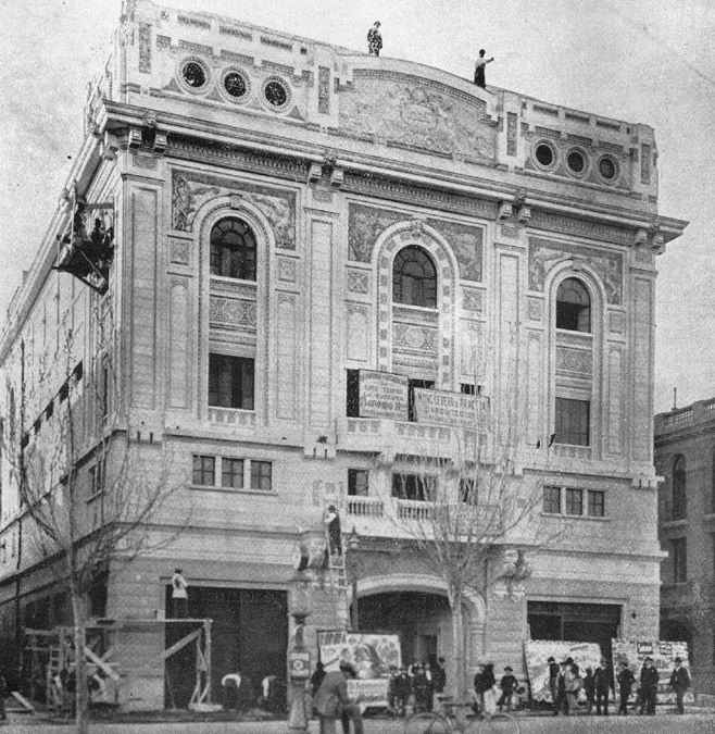 ¿Cómo eran los cines en Chile hace cien años?